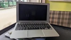 Ordinateur portable Apple MacBook 2011 4GB Intel Core M SSD 128GB