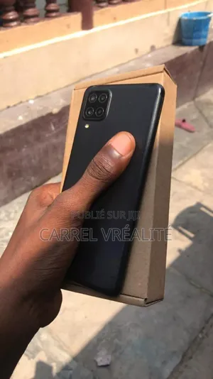 Samsung Galaxy A12 128 GB Noir