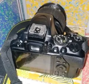 Appareil Photo Nikon À Vendre Troc Possible