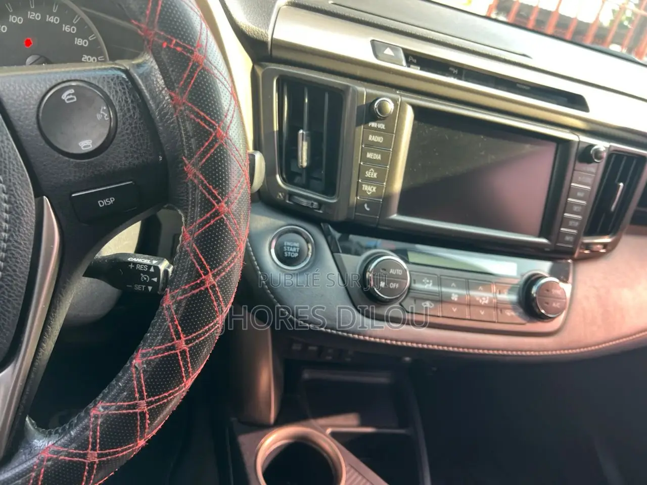 Toyota RAV4 LE 4dr SUV (2.5L 4cyl 6A) 2015 Noir