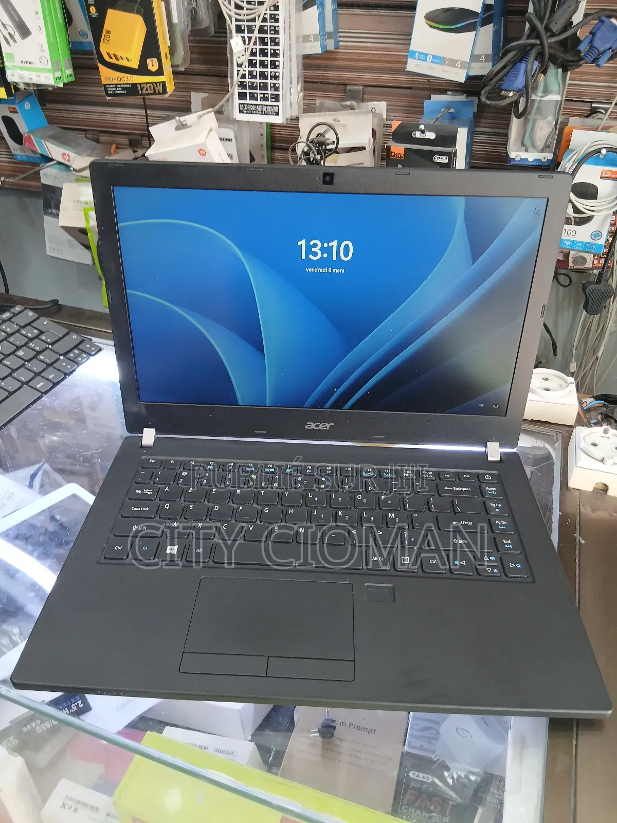 Nouveau Acer TravelMate P4 8GB Intel Core i5 SSD 256GB