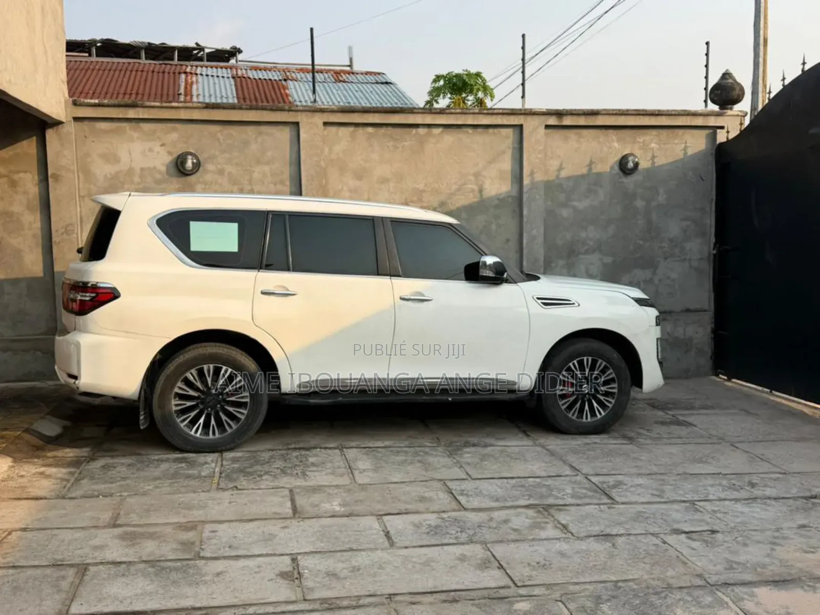 Nissan Patrol 2019 Blanc cassé