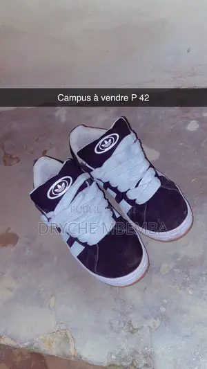 Paire De Baskets Campus