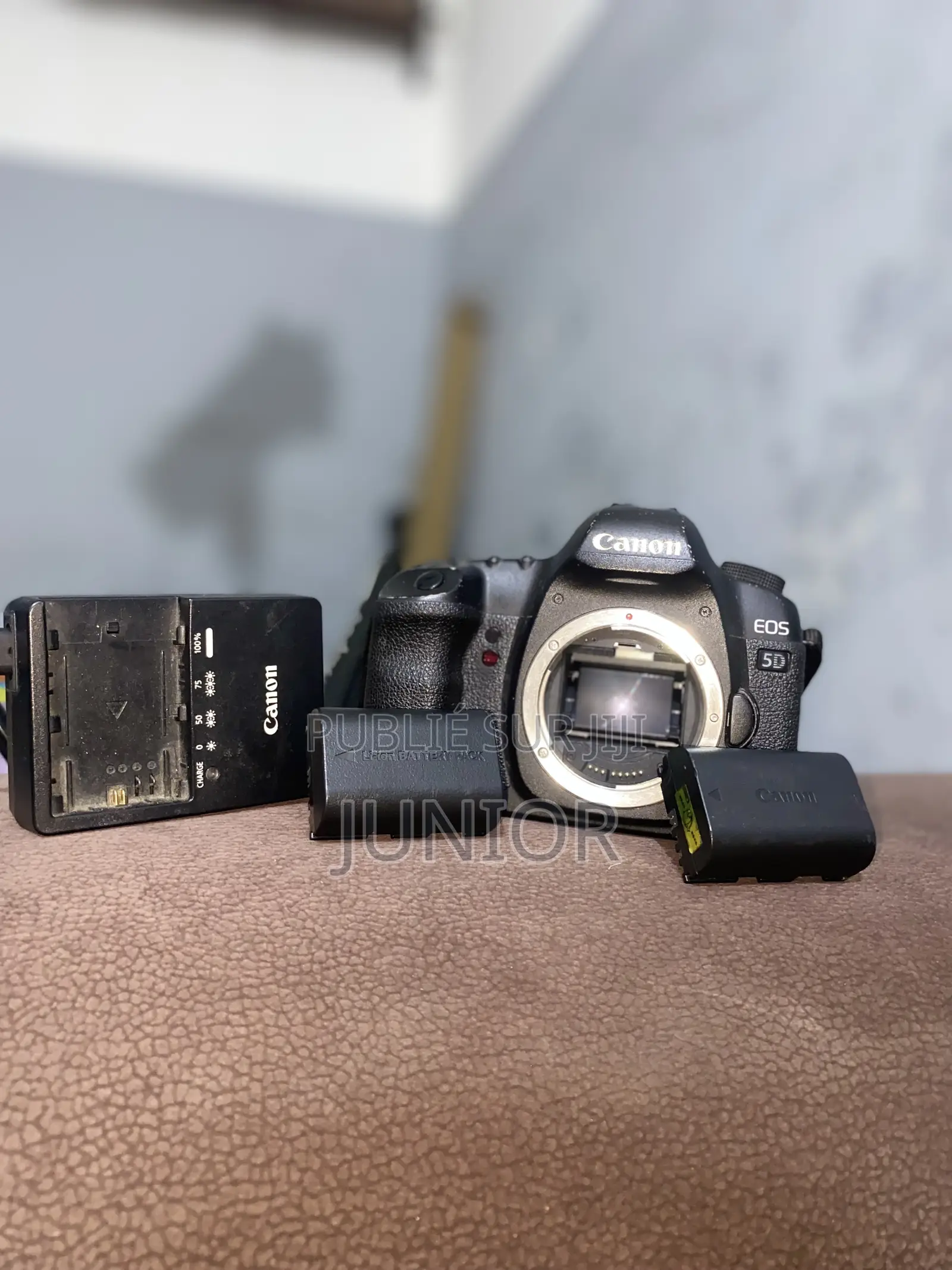 Canon 5d Mark Ii Boitier Nu À Vendre 280.000 Fcfa