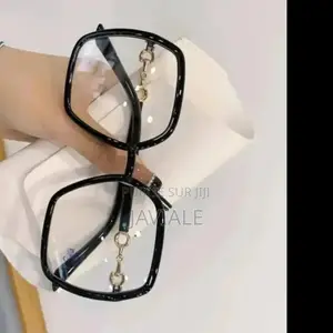 Lunettes De Bonne Qualité À Seulement 3000 Fcfa