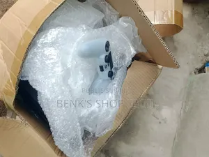 Playstation 4 (Pro,Fat,Slim)