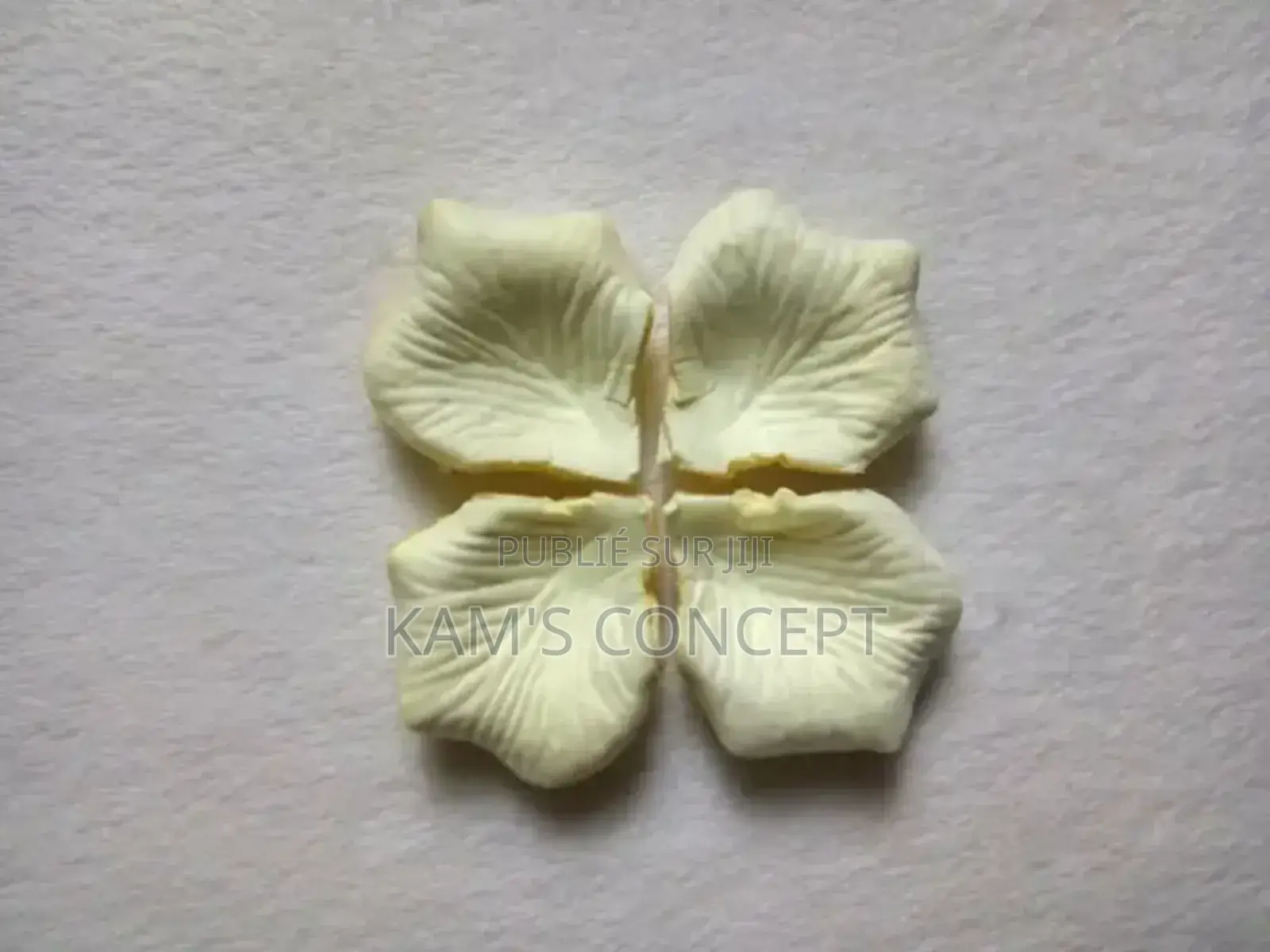 Sachet De 100 Pièces De Faux Pétales De Rose