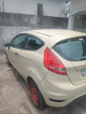 Ford Fiesta 1.4 2010 Jaune