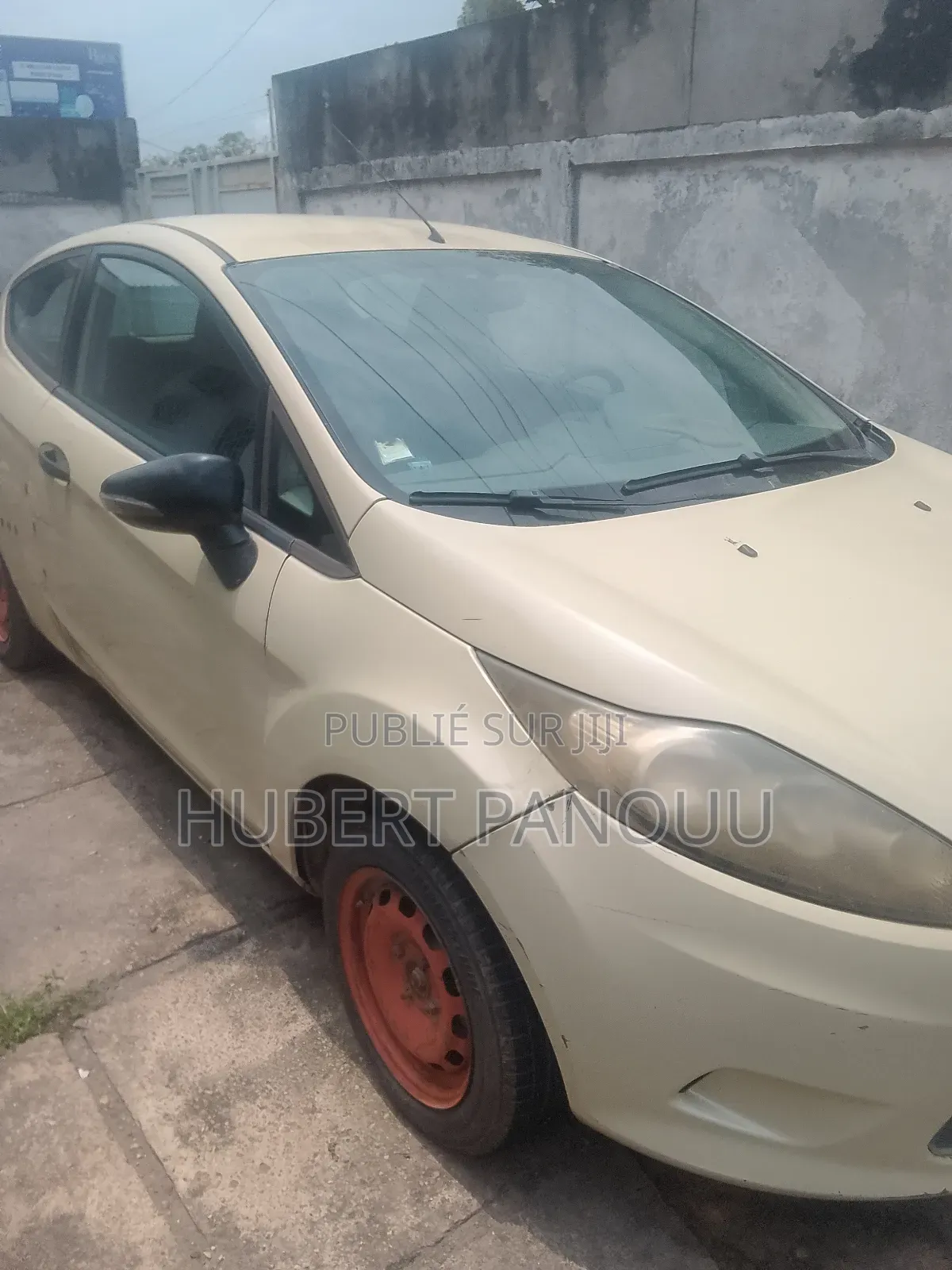 Ford Fiesta 1.4 2010 Jaune