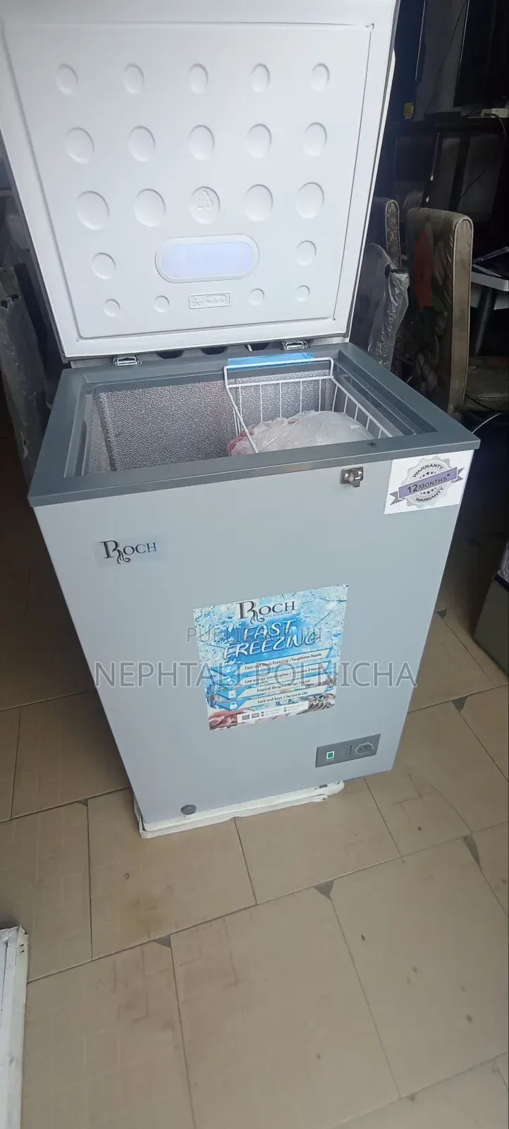 Congélateur De La Marque Roch 120l