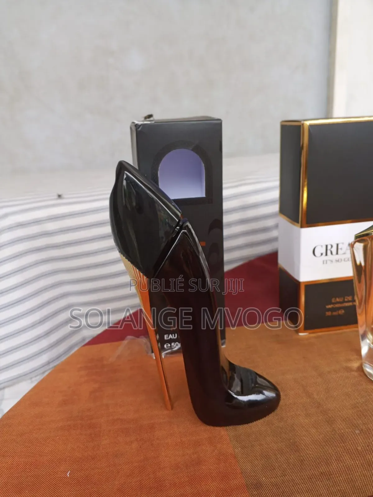 Sentez Bon, Laissez Votre Trace Découvrez Nos Parfums ”