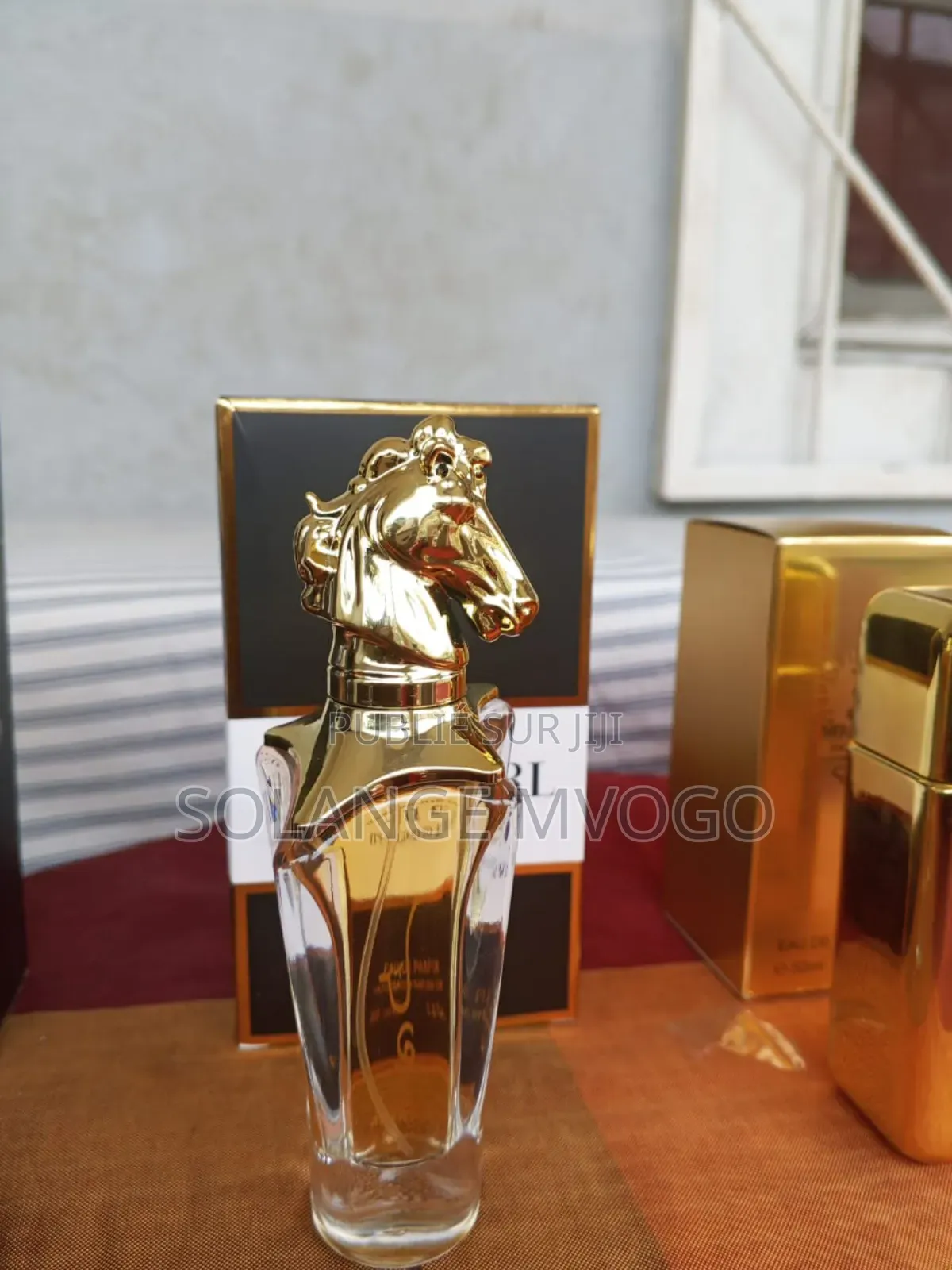 Sentez Bon, Laissez Votre Trace Découvrez Nos Parfums ”