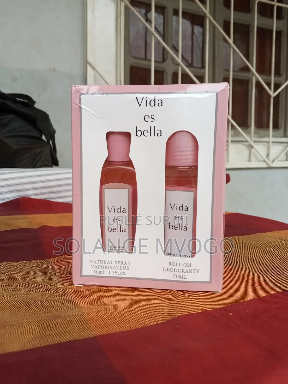 Sentez Bon, Laissez Votre Trace Découvrez Nos Parfums ”