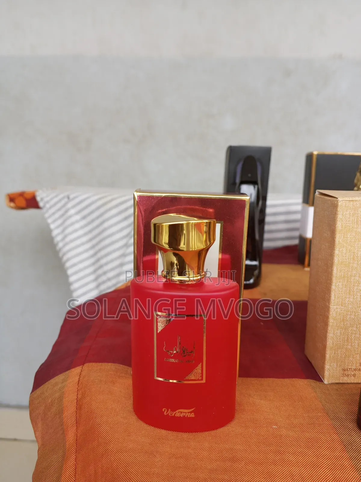 Sentez Bon, Laissez Votre Trace Découvrez Nos Parfums ”