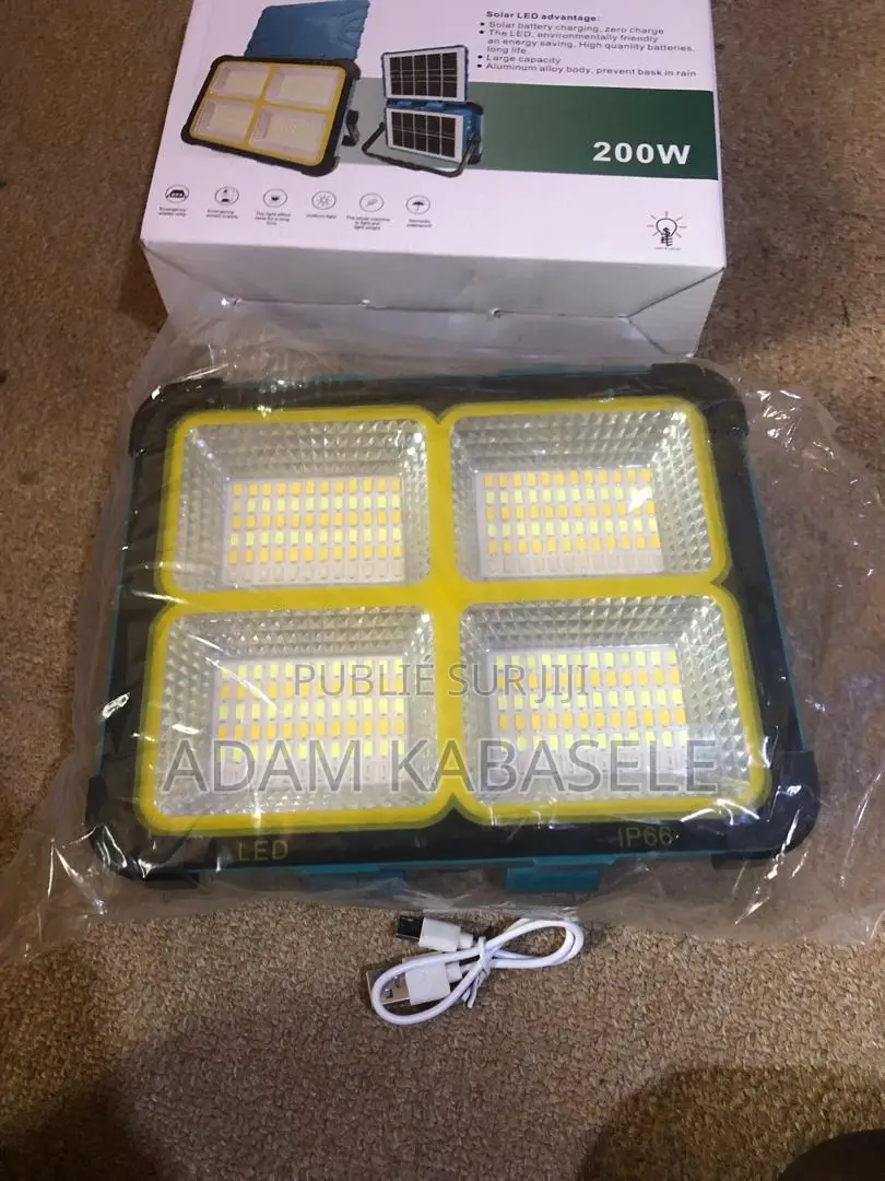 Lampes Torches Doubles Panneaux Solaires