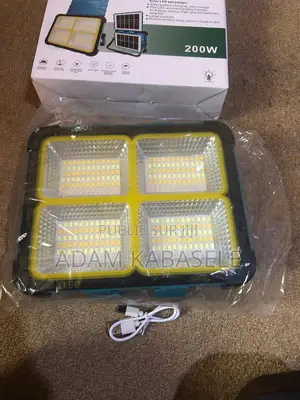 Lampes Torches Doubles Panneaux Solaires