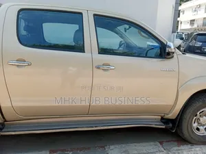 Toyota Hilux 2009 Doré