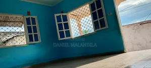 3chbre Maison dans Makélékélé à Louer