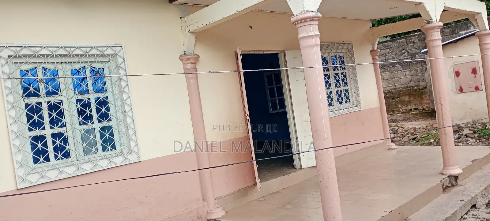 3chbre Maison dans Makélékélé à Louer