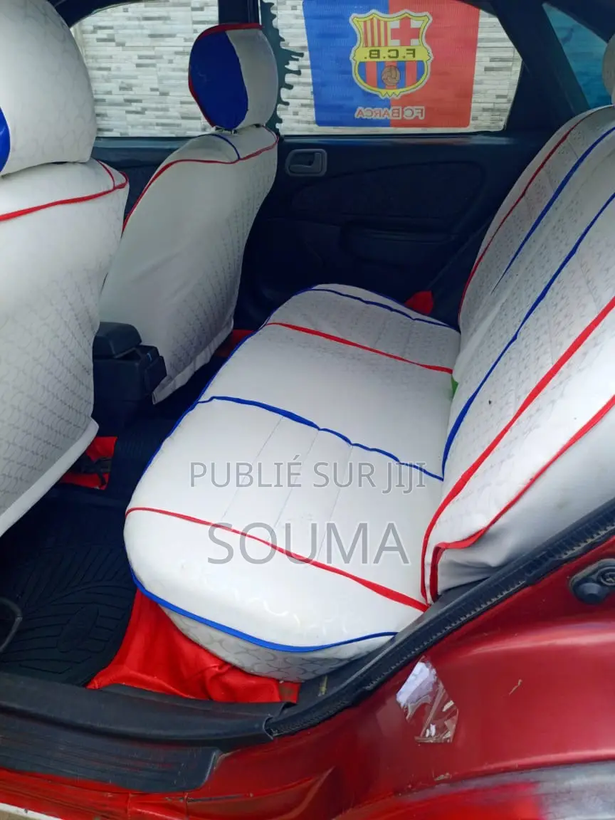 Toyota Corolla 2000 Bleu