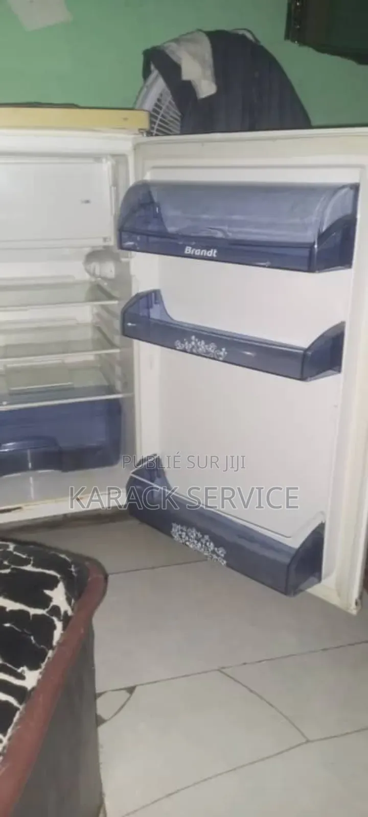 Réfrigérateur Encore en Bon État