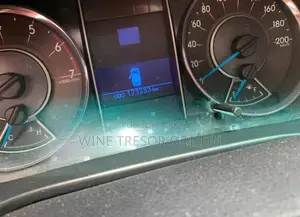 Toyota Fortuner 2.4 D AWD 2018 Gris