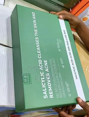 Coffret De Soin Contre l'Acné De La Marque Xin Son