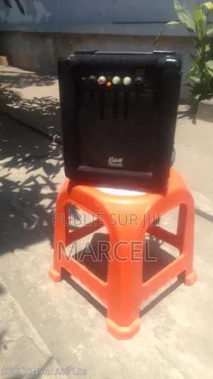 Baffle Amplifiée Pour Guitare