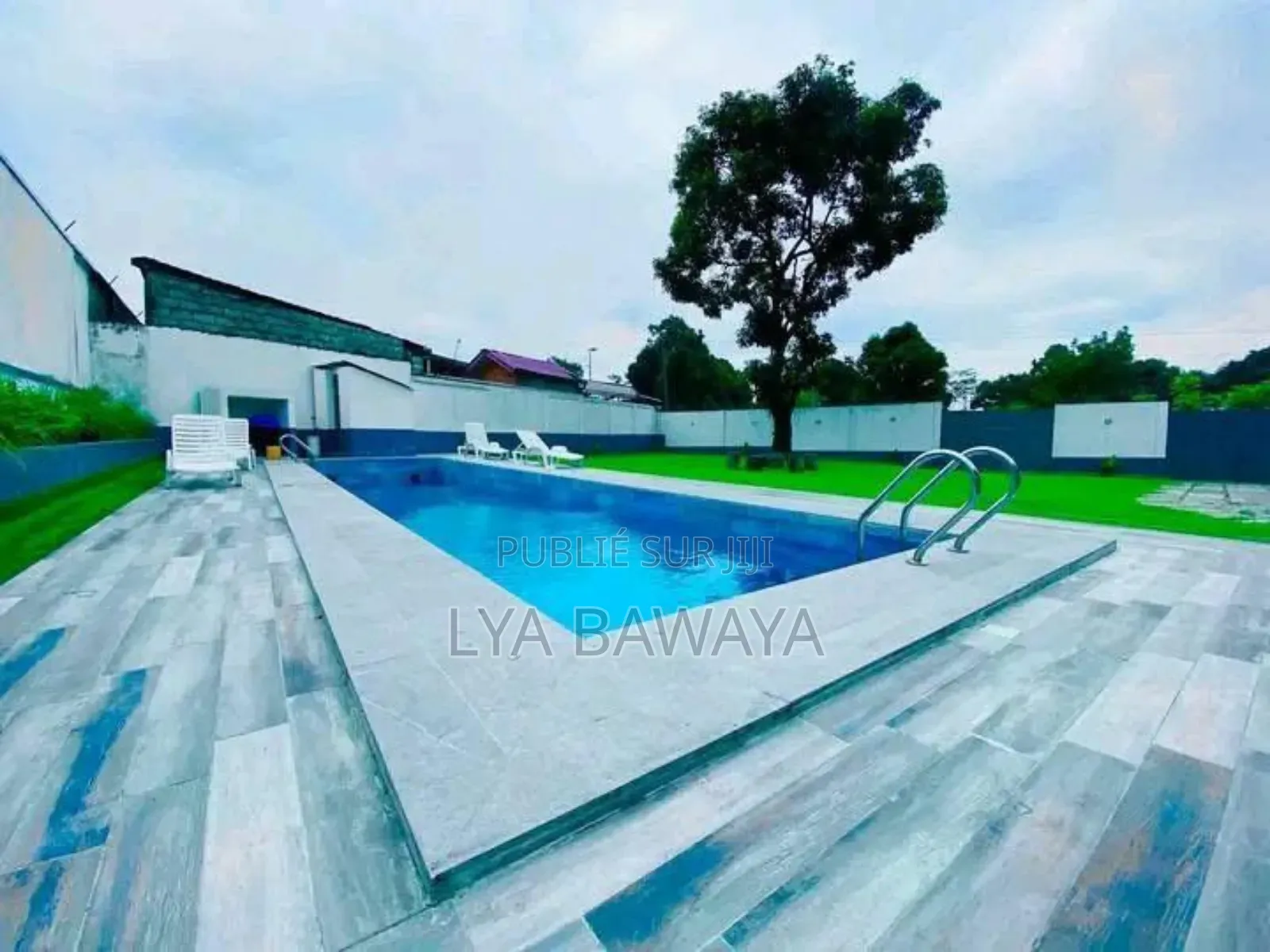 Furnished 4chbre Villa dans Villa Oms, Madibou à Louer