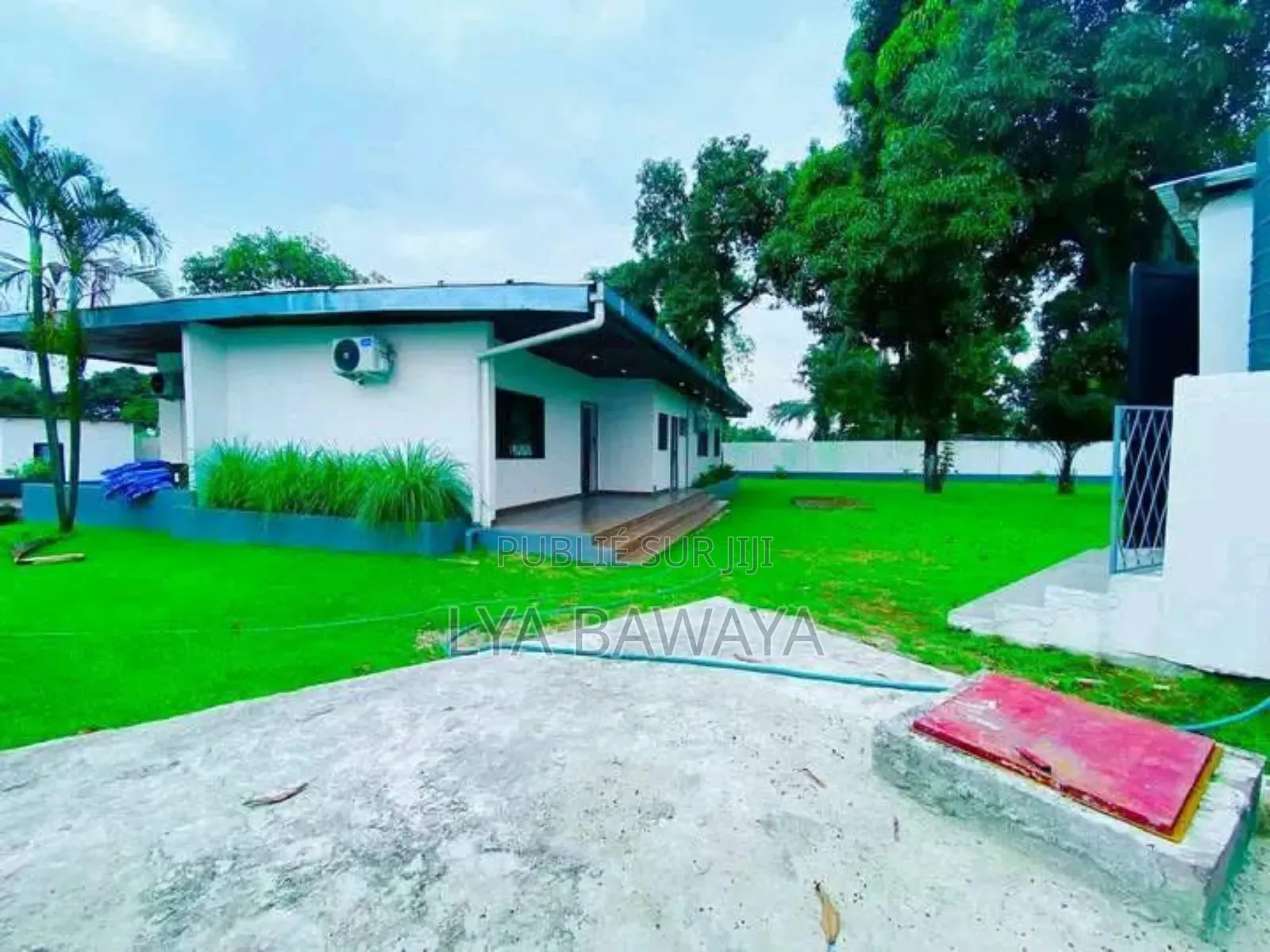 Furnished 4chbre Villa dans Villa Oms, Madibou à Louer