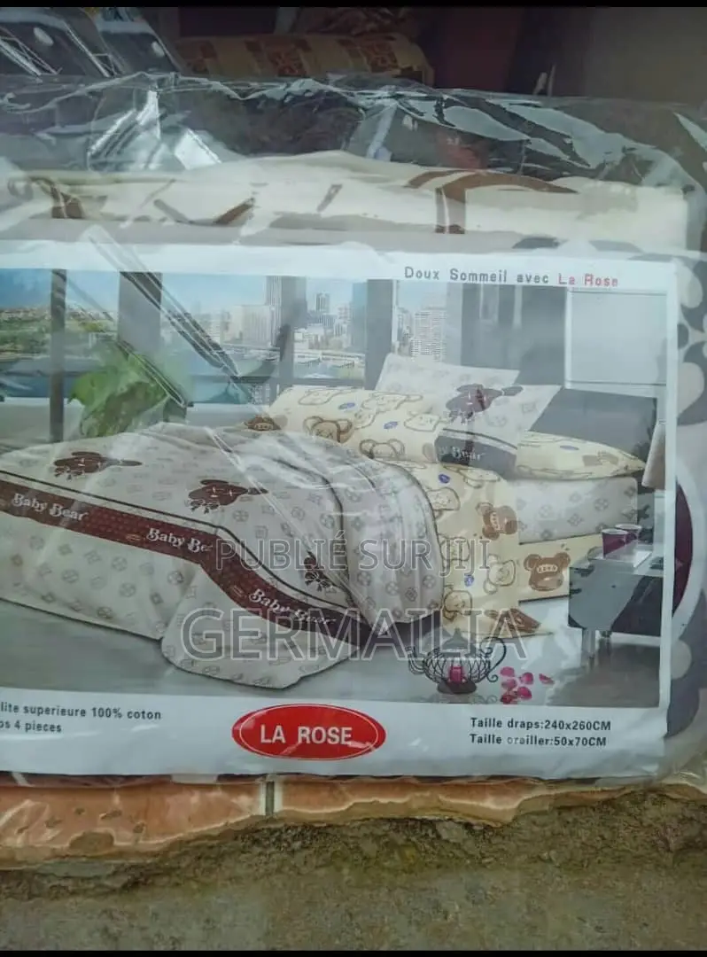 Ristourne De Draps Avec Rideaux Et Sans Rideaux Pendant 6jrs