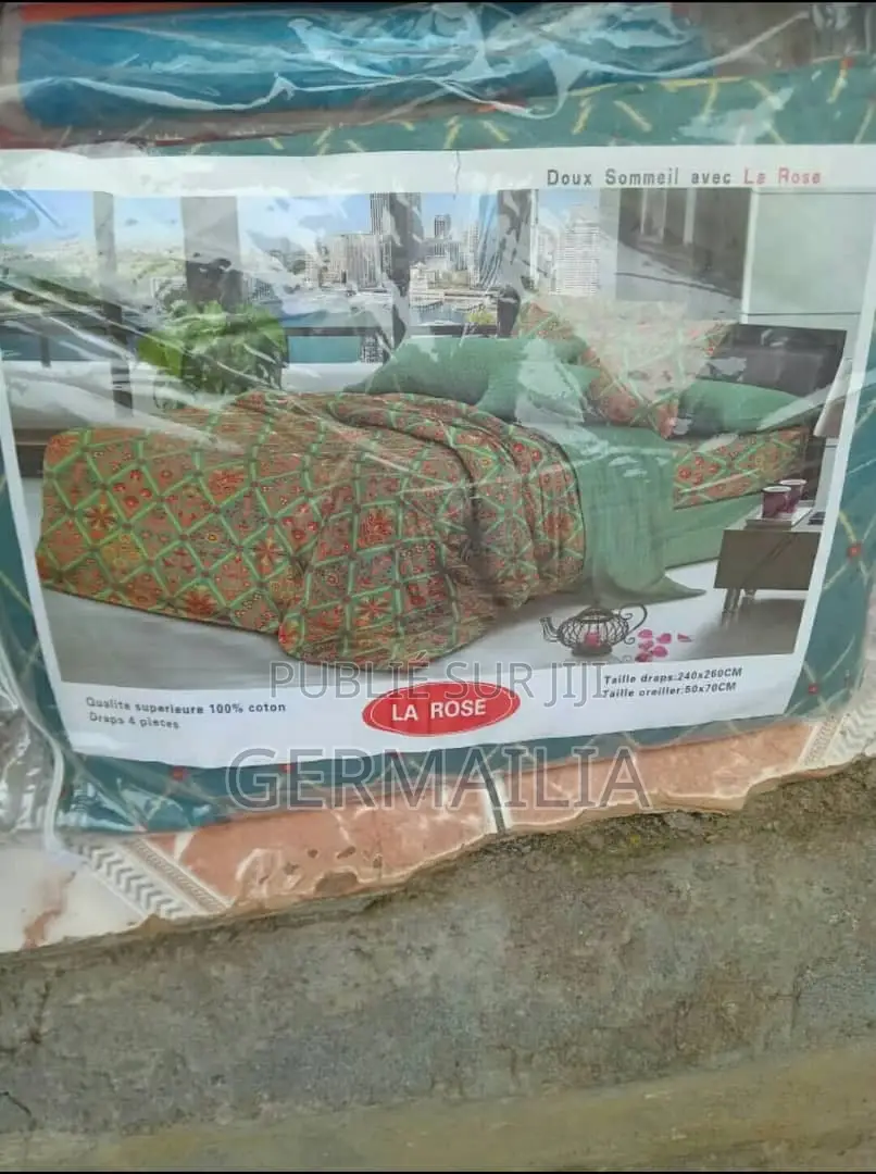 Ristourne De Draps Avec Rideaux Et Sans Rideaux Pendant 6jrs