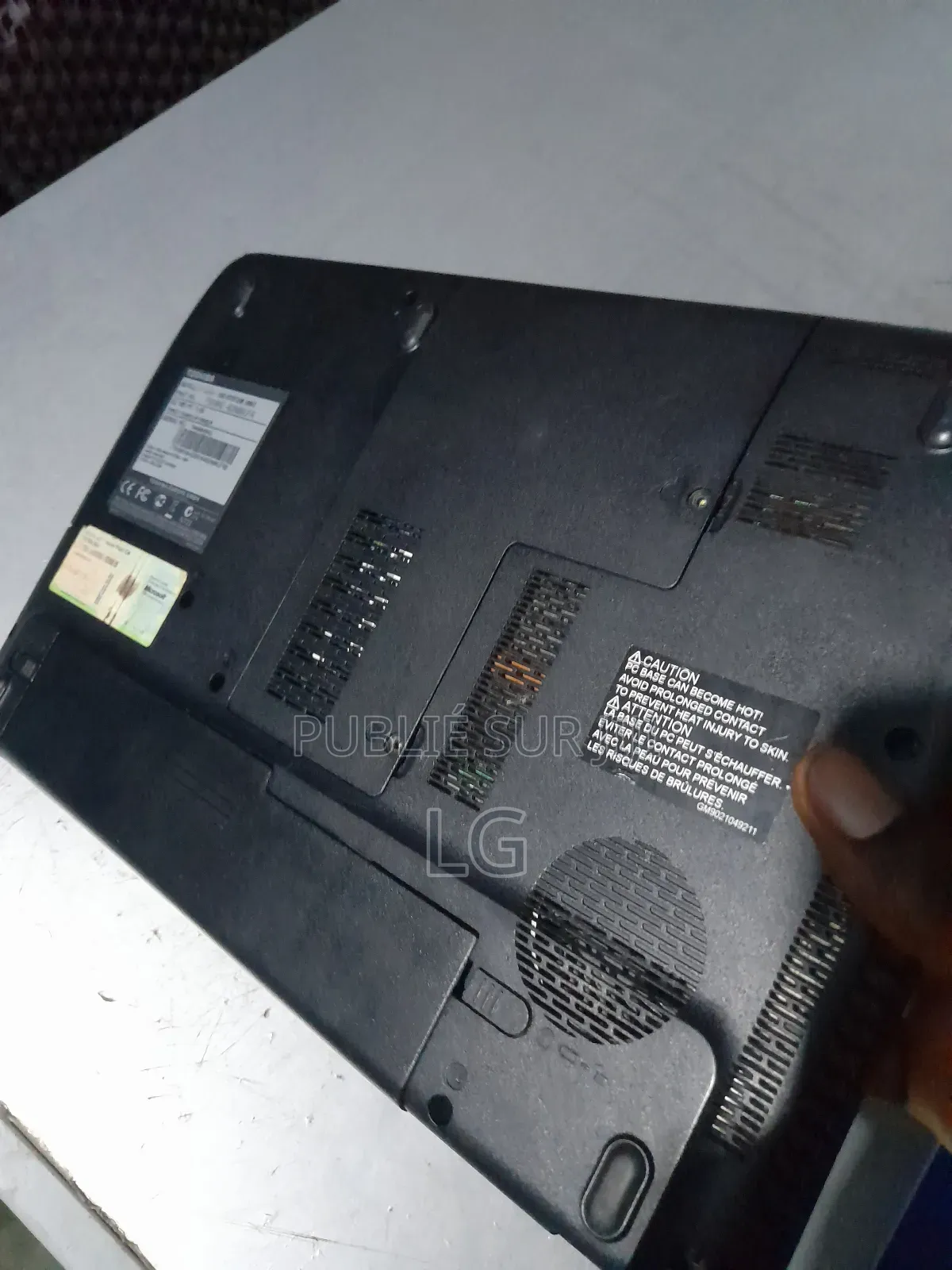 Nouveau Ordinateur portable Toshiba Satellite A500 8GB Autre SSD 140GB