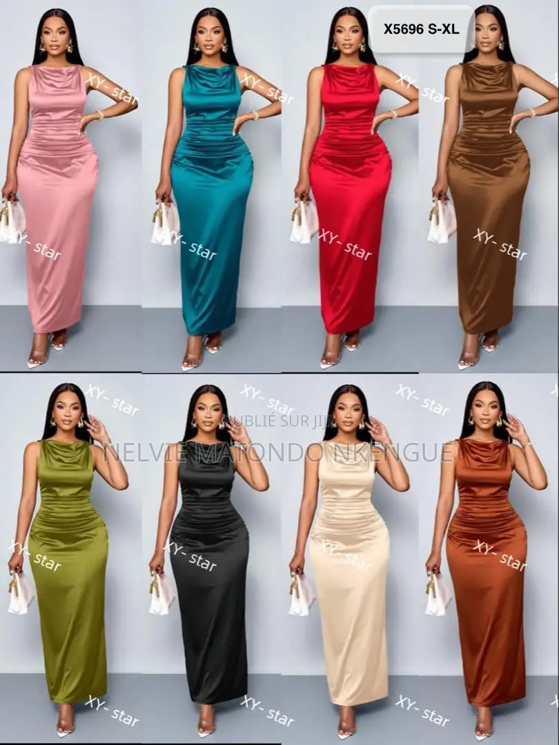 Magnifique Robe Satinée Disponible À Pointe-Noire