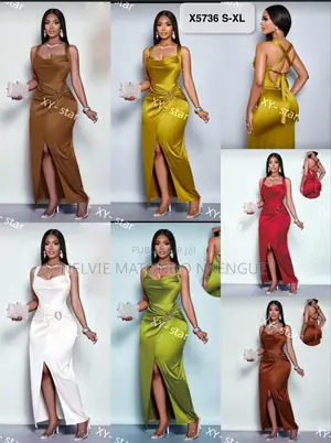 Magnifique Robe Satinée Disponible À Pointe-Noire