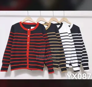 Pull Et Cardigan De Qualité Disponible À Pointe-Noire