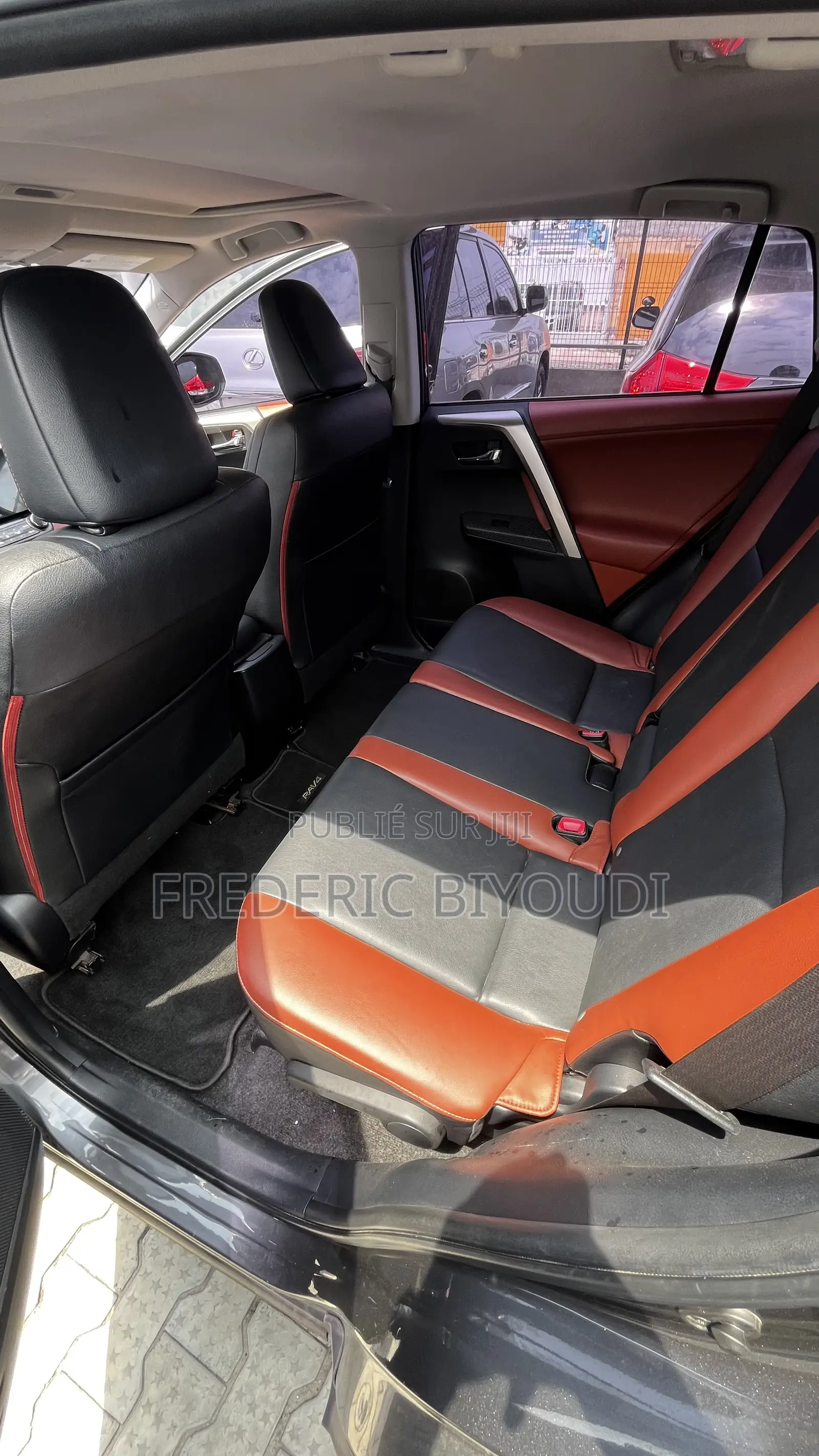 Toyota RAV4 LE FWD (2.5L 4cyl 6A) 2016 Noir