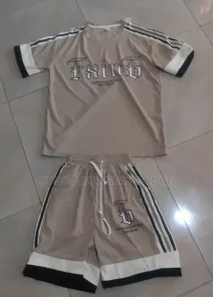 Complet Varèse Short