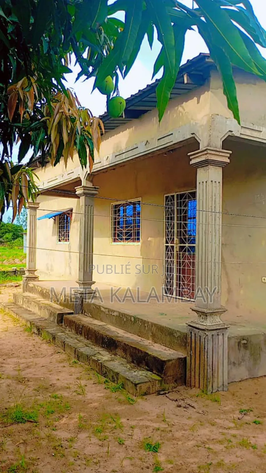 4chbre Maison dans Philippe Tita, Ngoyo à Vendre