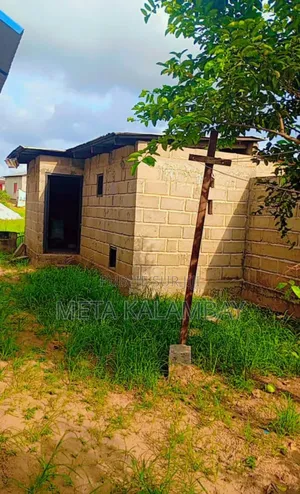 4chbre Maison dans Philippe Tita, Ngoyo à Vendre