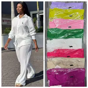 Ensemble De Qualité Disponible À Pointe-Noire