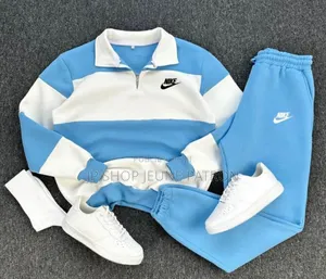 Ensemble Nike
