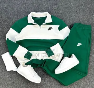 Ensemble Nike