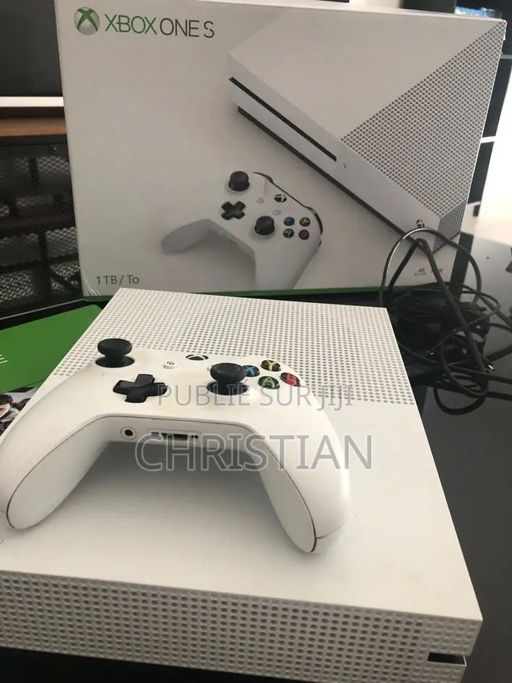 Xbox One S