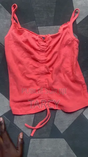 Crop Tops Tendance – Vente Au Détail en Gros