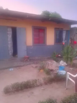 Parcelle Avendre Avec Maisons