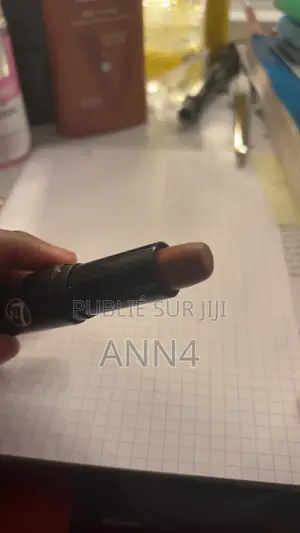 Bronzer Et Highlighter /Illuminateur en Tube