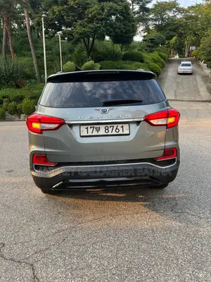 SsangYong Rexton 2021 Gris