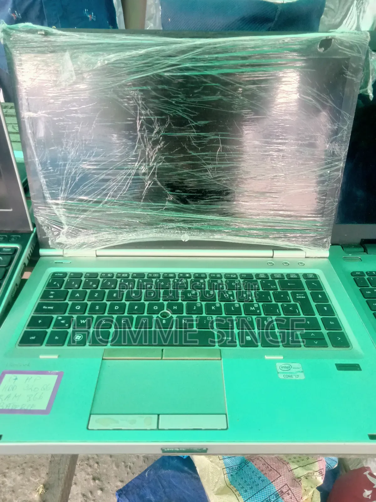 Ordinateur portable HP EliteBook 1050 8GB Intel Core i7 HDD 320GB