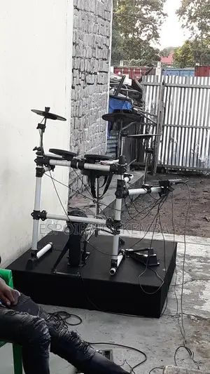 Batterie Électronique